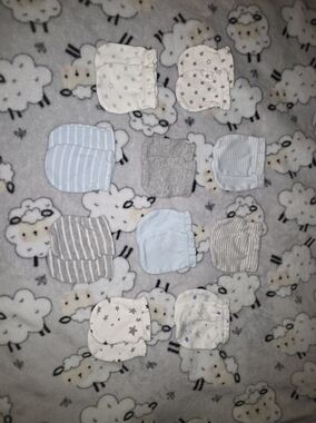 Baby Mittens Lot 10 Sets Blue Gray Brand New Stars Stripes